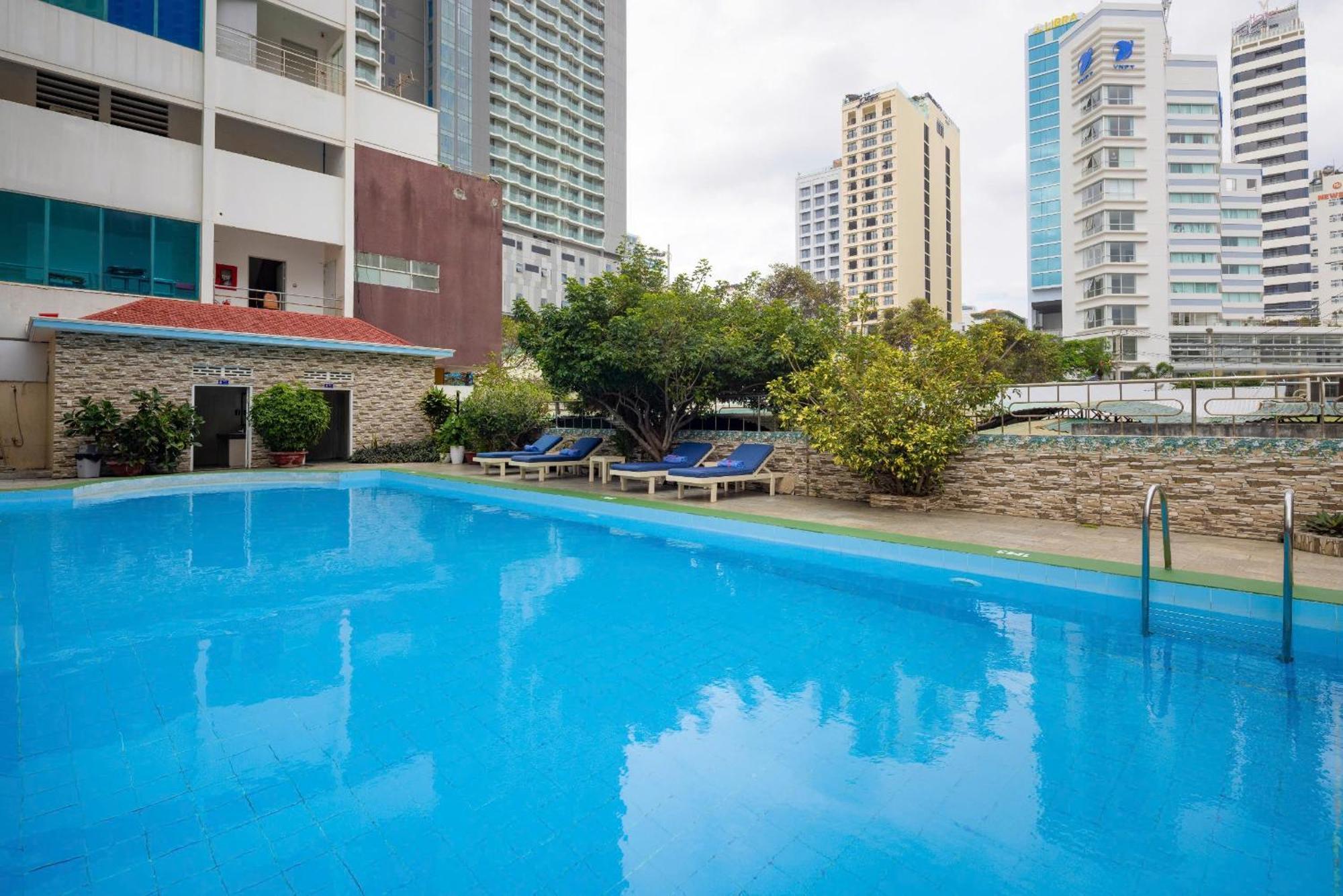 Nha Trang Lodge Hotel Exterior photo